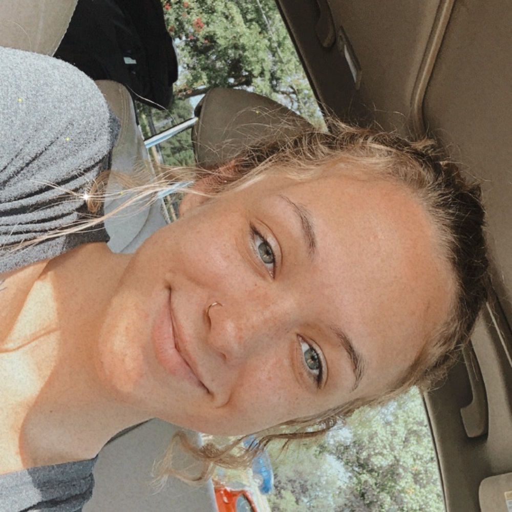 Meet your Posher, Katelyn